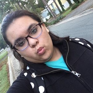 Meet your Posher, Katelyn